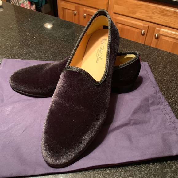 del toro black velvet slipper
